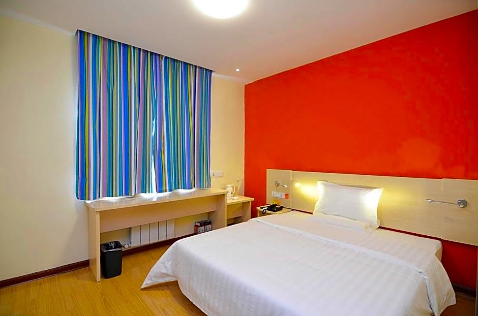 7 Days Inn Luoyang Lijingmen Scenic Spot Shizi Street