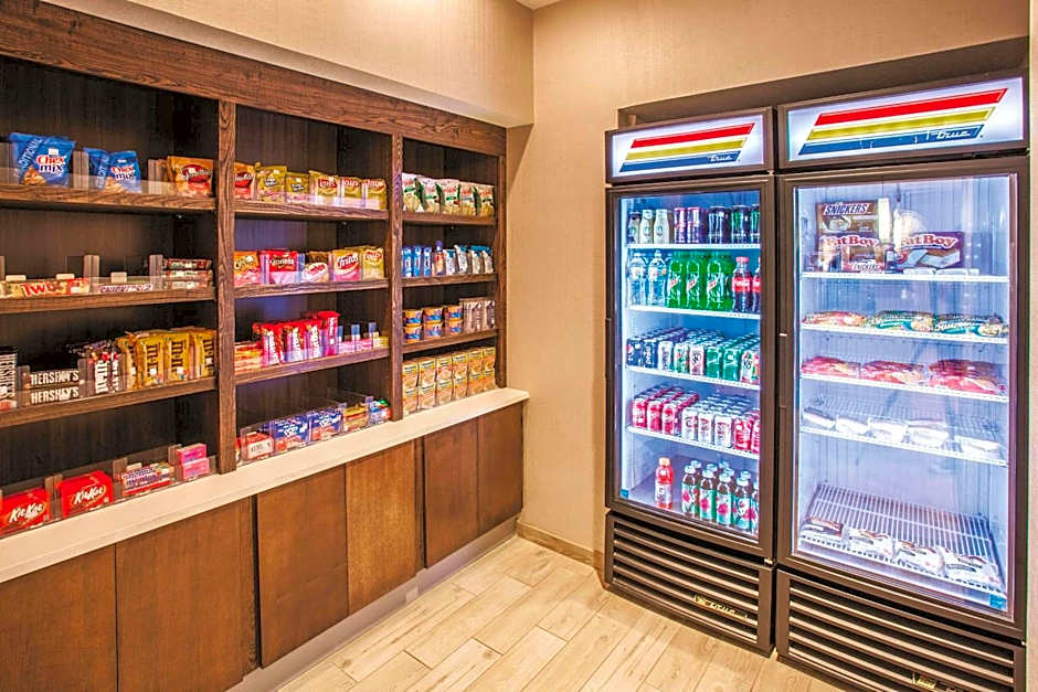 La Quinta Inn & Suites by Wyndham Duluth