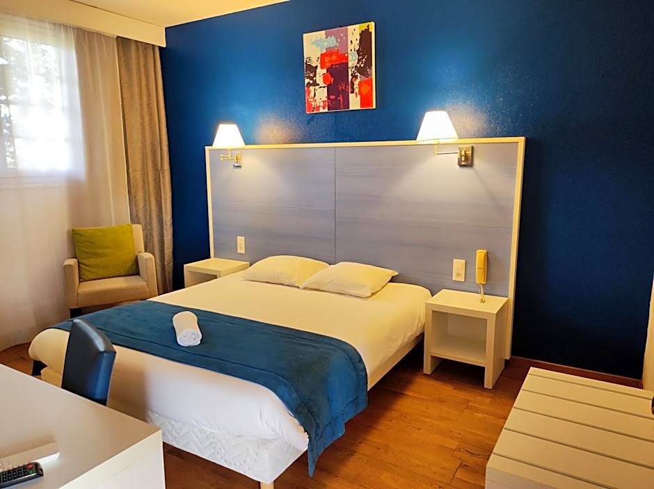 Hôtel et Appart'Hôtel Le Relais Du Val D'Orbieu