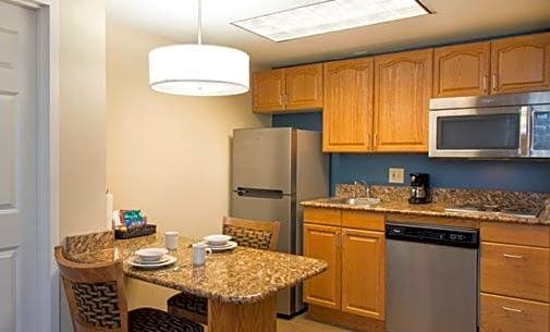Homewood Suites Columbus - Airport