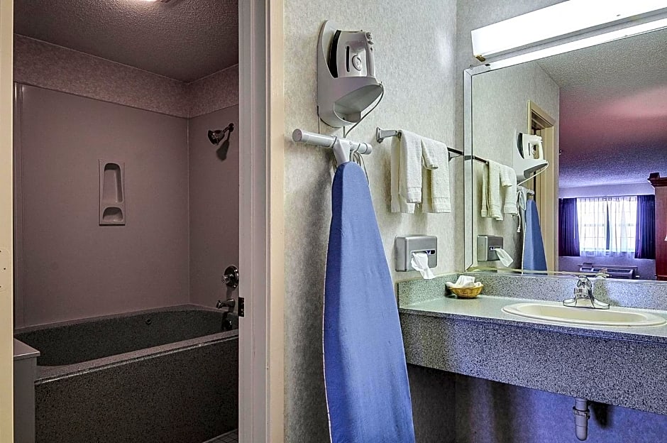 Americas Best Value Inn Midlothian