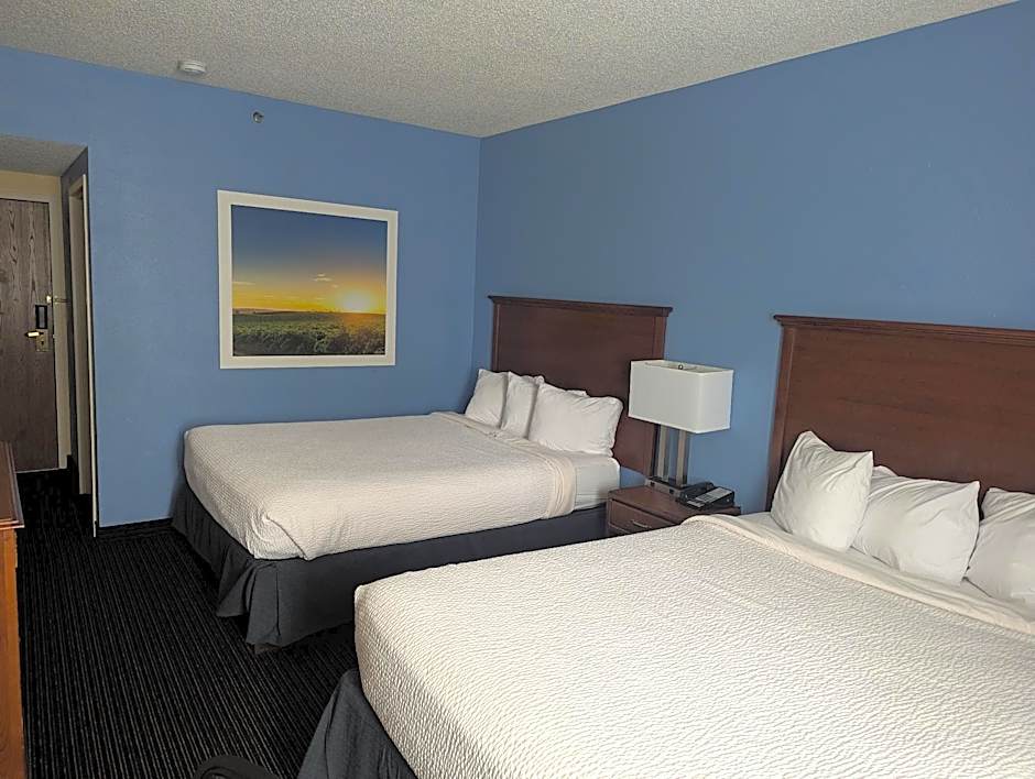 Days Inn by Wyndham Fargo