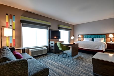 King Studio Suite - Hearing Accessible/Non-Smoking