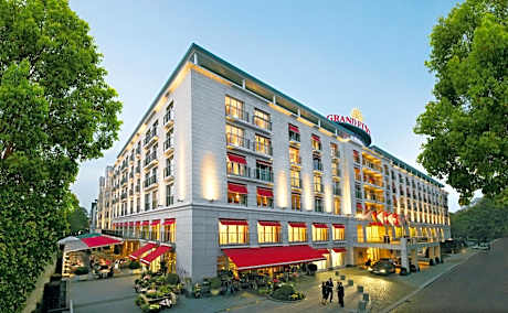 Grand Elysee Hamburg