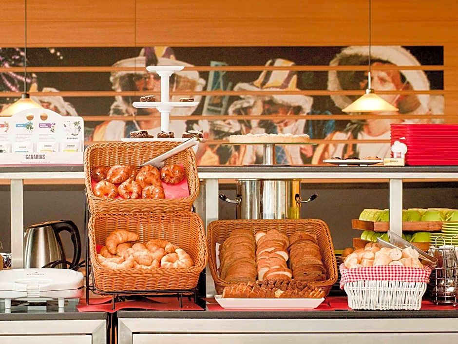 Ibis Montevideo Rambla