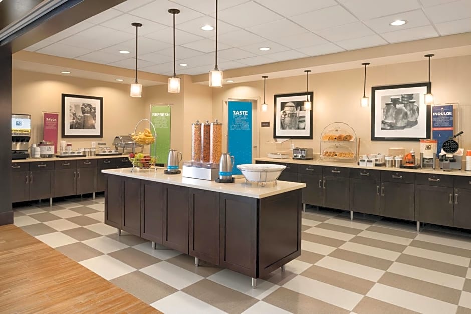 Hampton Inn & Suites Corpus Christi, TX