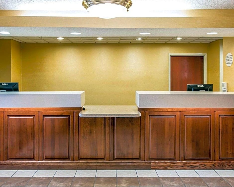 Quality Inn & Suites Niles