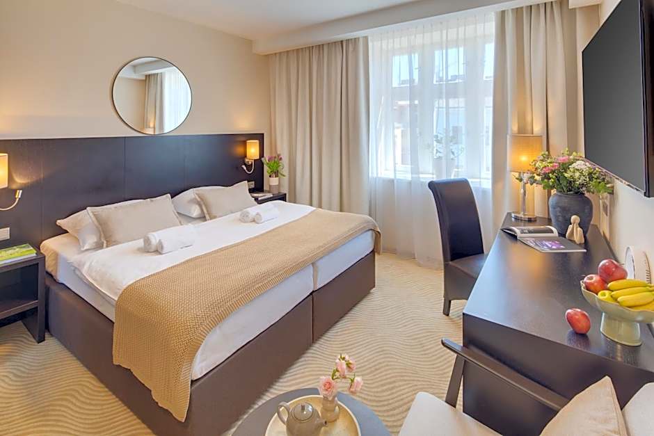 Wenceslas Hotel & Apartments