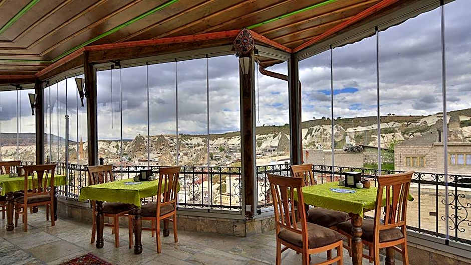 Maccan Cave Hotel