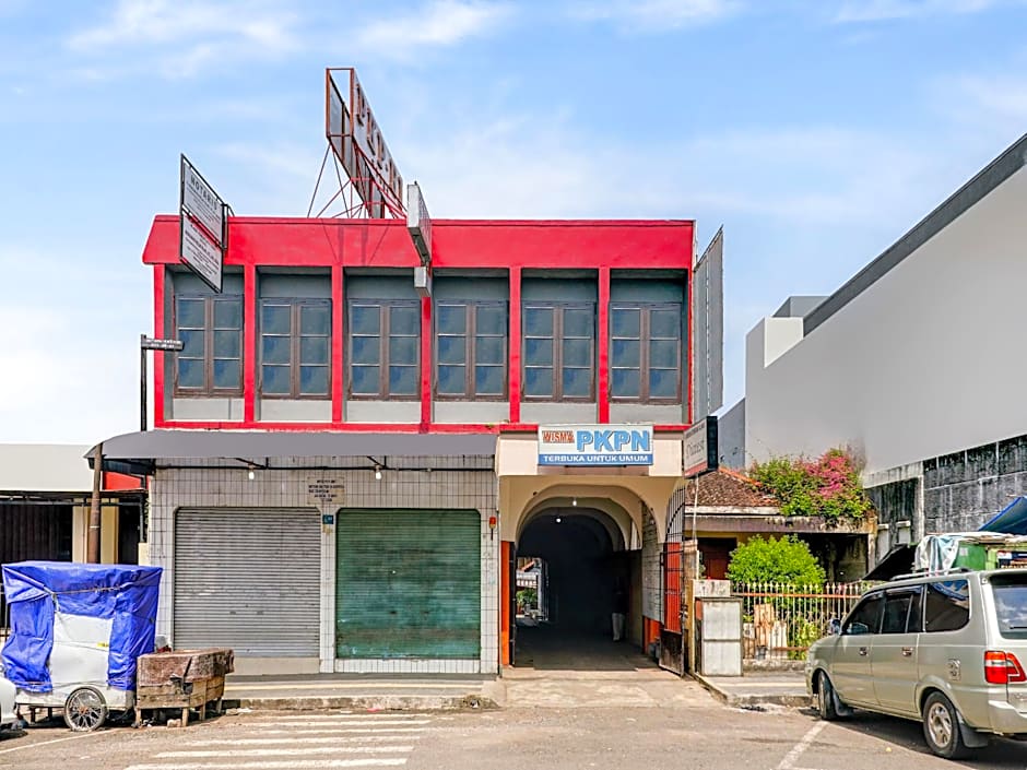 OYO 90912 Wisma Pkpn 1