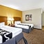 La Quinta Inn & Suites by Wyndham Lawton / Fort Sill