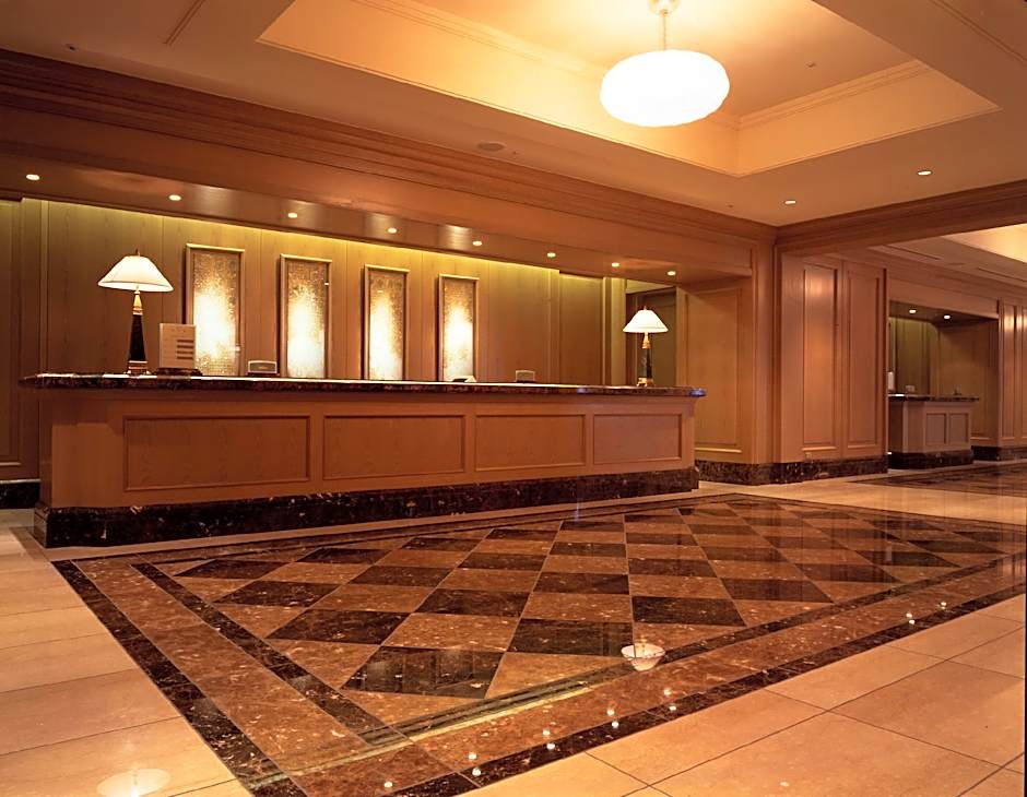 Okura Akademia Park Hotel