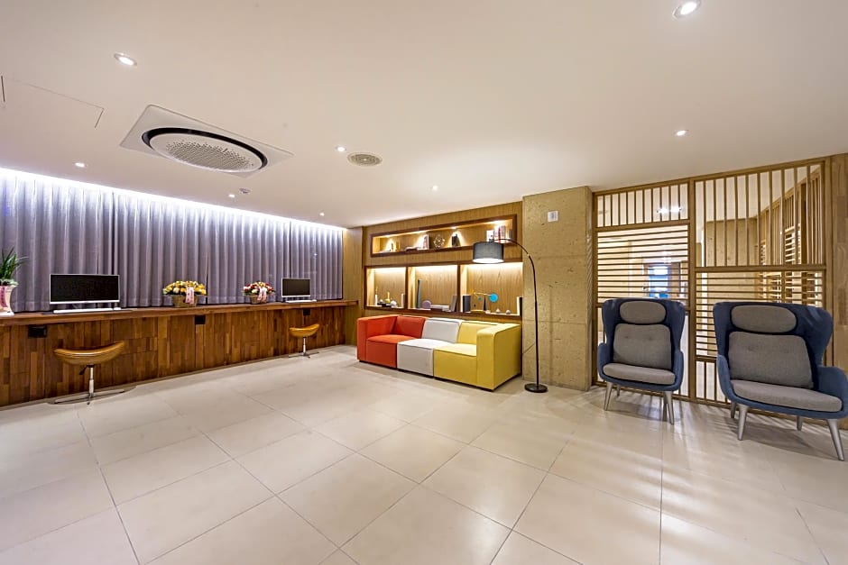 Dongdaegu Station Eastern Hotel