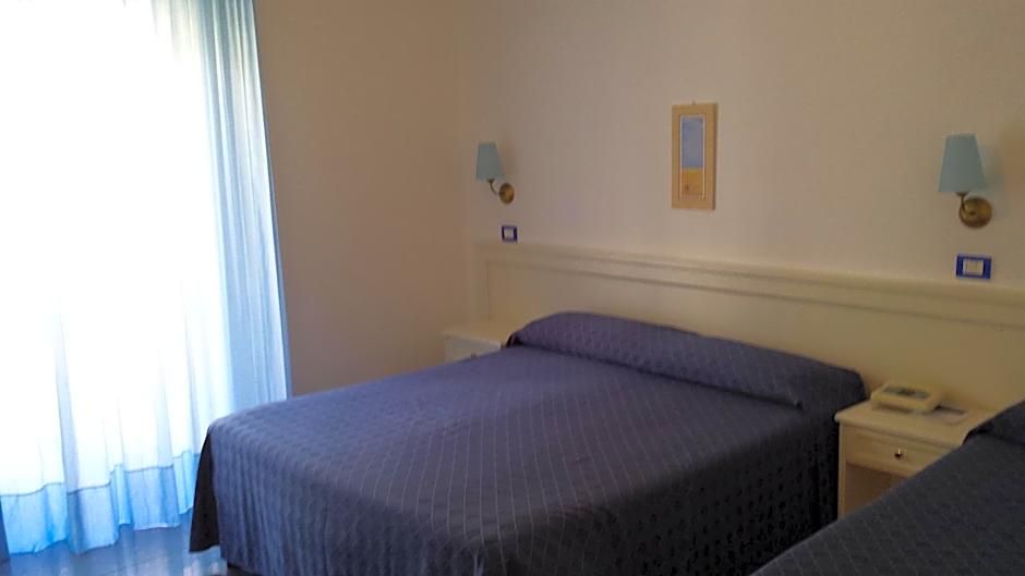 Hotel Elisa - Spiaggia Privata Inclusa