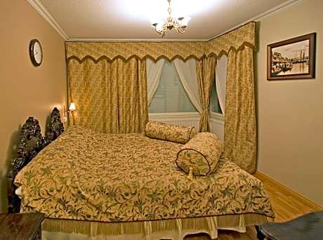 Double Room with Balcony and private bathroom and toilet