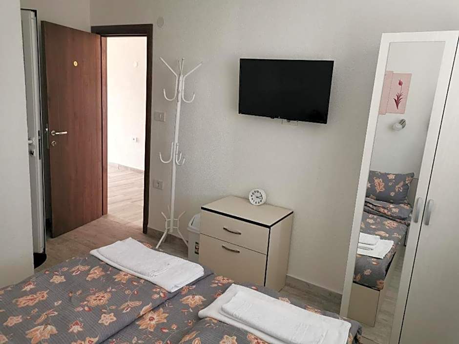 Diva Kompani Rooms