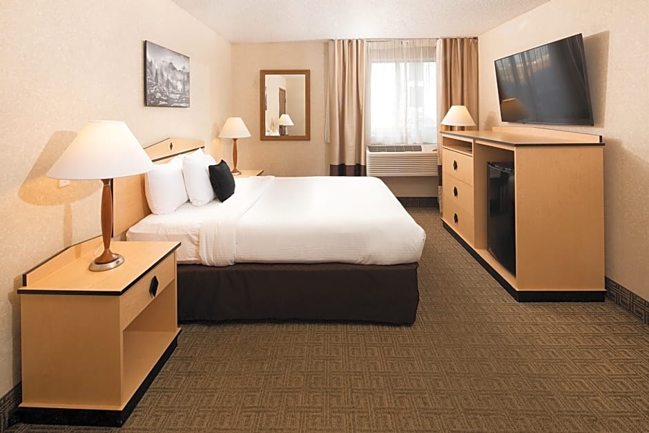 SYLO Hotel Denver Airport, a Ramada by Wyndham
