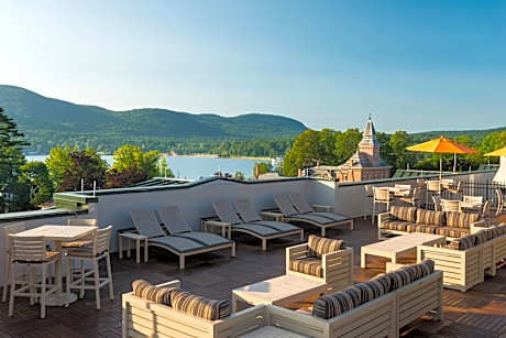 Courtyard by Marriott Lake George