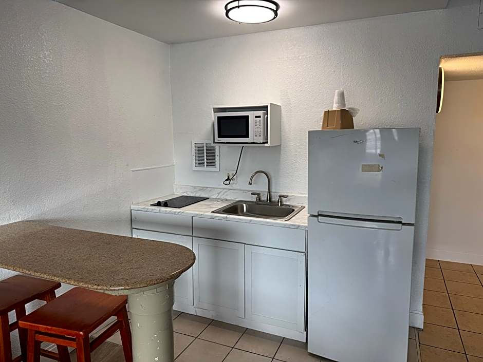Belmont Inn & Suites Virginia Beach