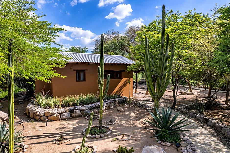 El Pedregal - Hotel en la Naturaleza