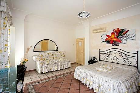 Junior Suite with Terrace and Sea View