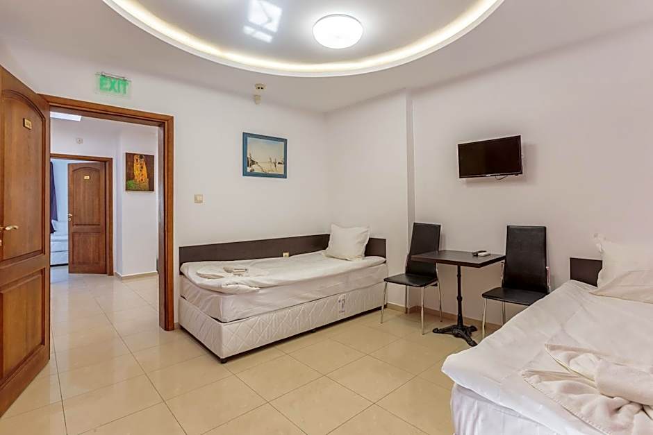 СТАИ ЗА ГОСТИ ХАН КРУМ