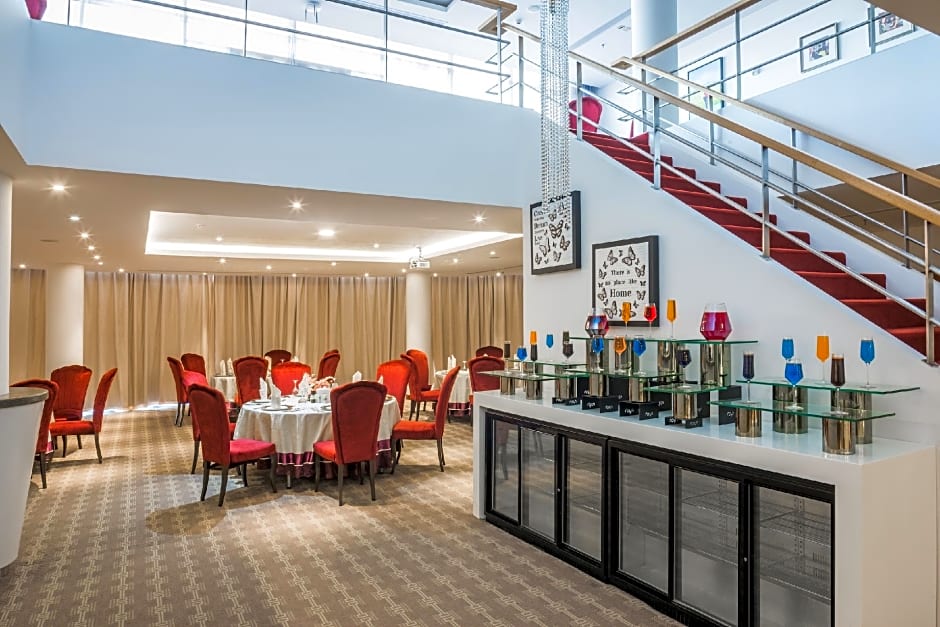 Al Reem Village Hotel