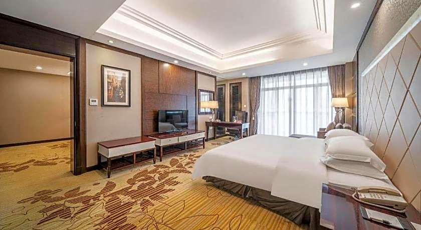 Country Garden Phoenix Hotel Yunfu