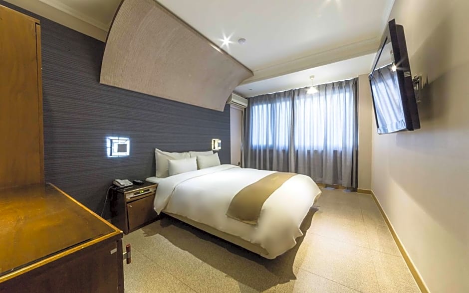 Ansan Seowon Tourist Hotel