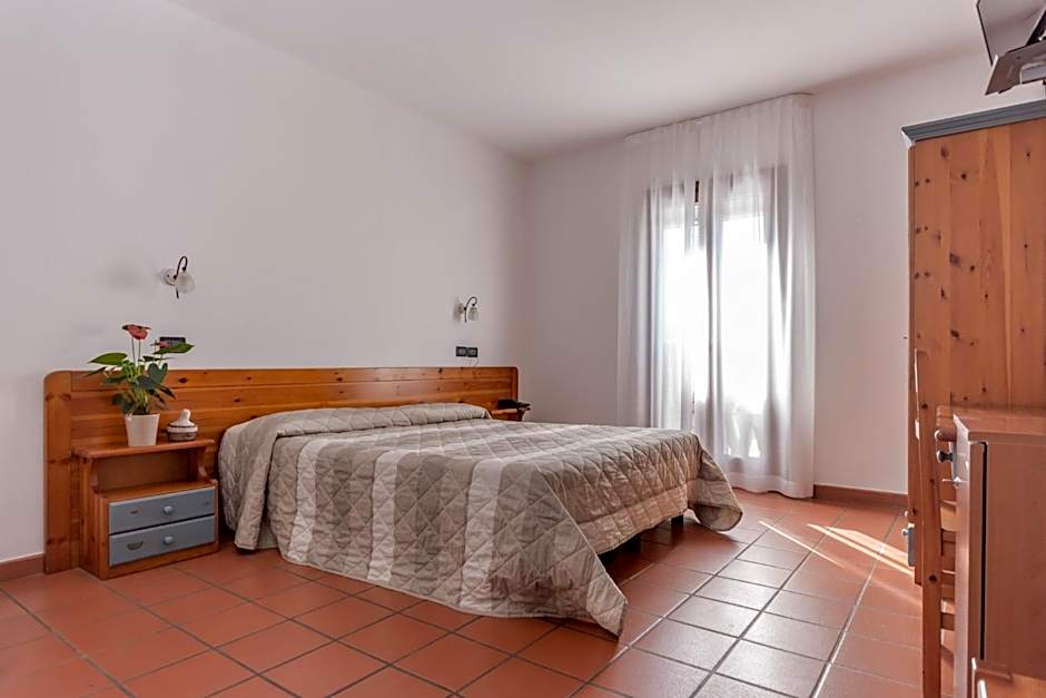 Hotel Residence - Il Giardino del Cigno