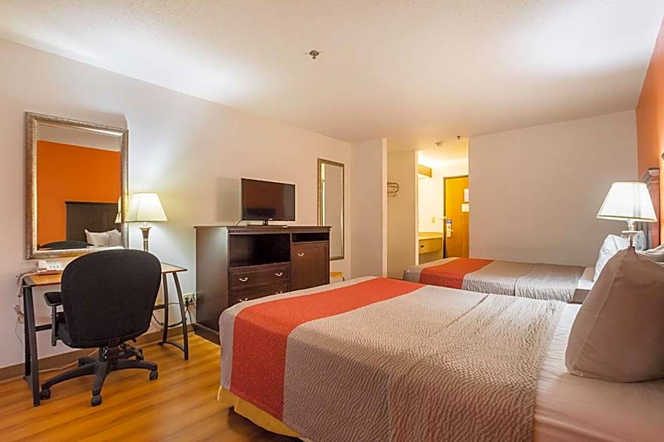 Motel 6 Waterloo, IA - Crossroads Mall - Cedar Falls