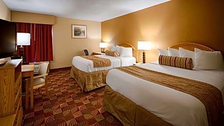 Queen Room with Two Queen Beds - Non-Smoking