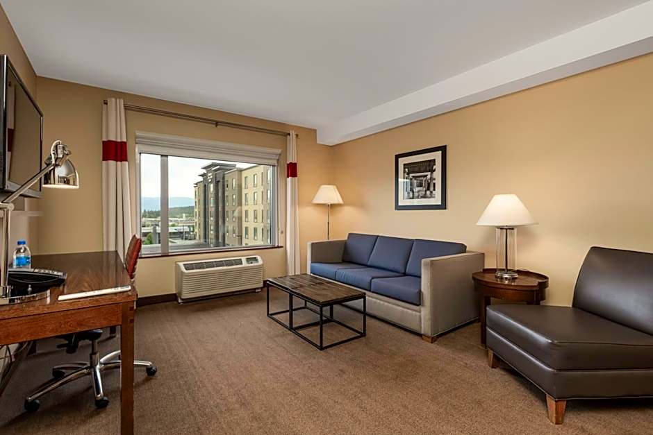 Four Points By Sheraton Kelowna Airport
