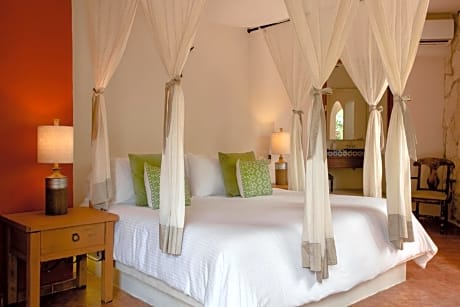 Deluxe Suite with Private Patio