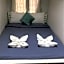 Chic Hotel Suratthani
