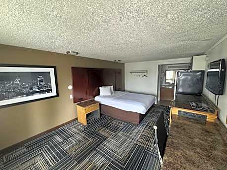 Queen Room - Non-Smoking