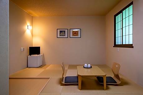 Japanese-Style Twin Room - Main Building