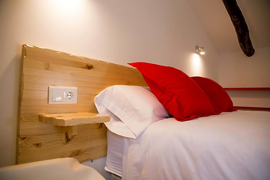 Apartamentos Turísticos La Casa Vieja