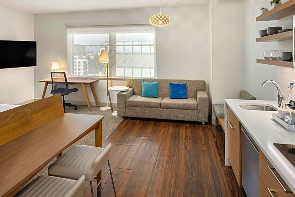 Element Minneapolis Downtown North Loop