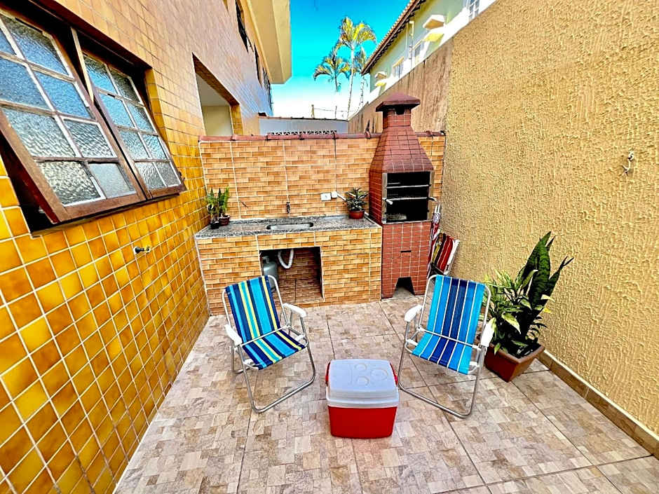 Studio pé na areia com área de churrasco privativa