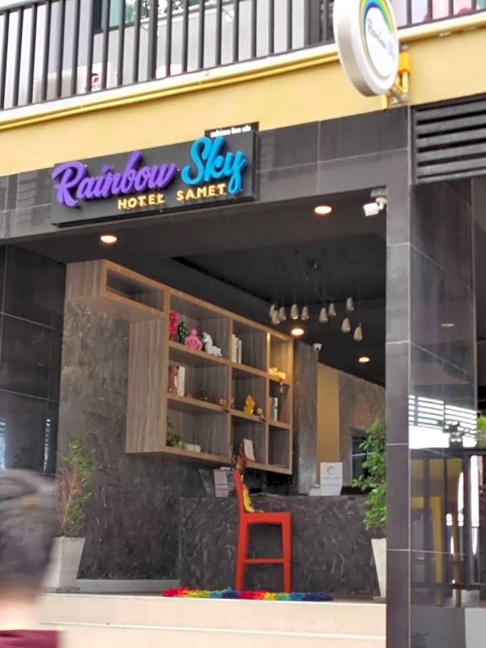 Rainbow Sky Hotel Samet