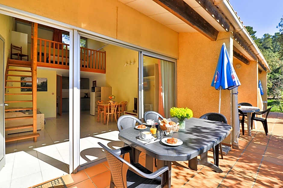 Les Arbousiers Village Hôtel Provençal