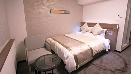 Double Room - Non-Smoking