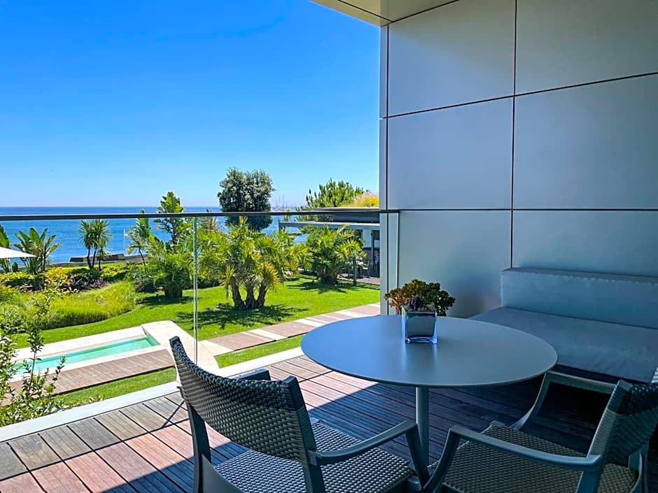Photo 1 of 6 of Classic 1 King Bed, Ocean View