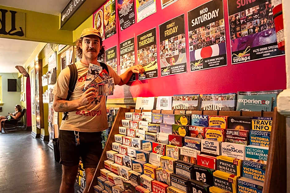 Ocean Island Inn | Backpackers | Suites