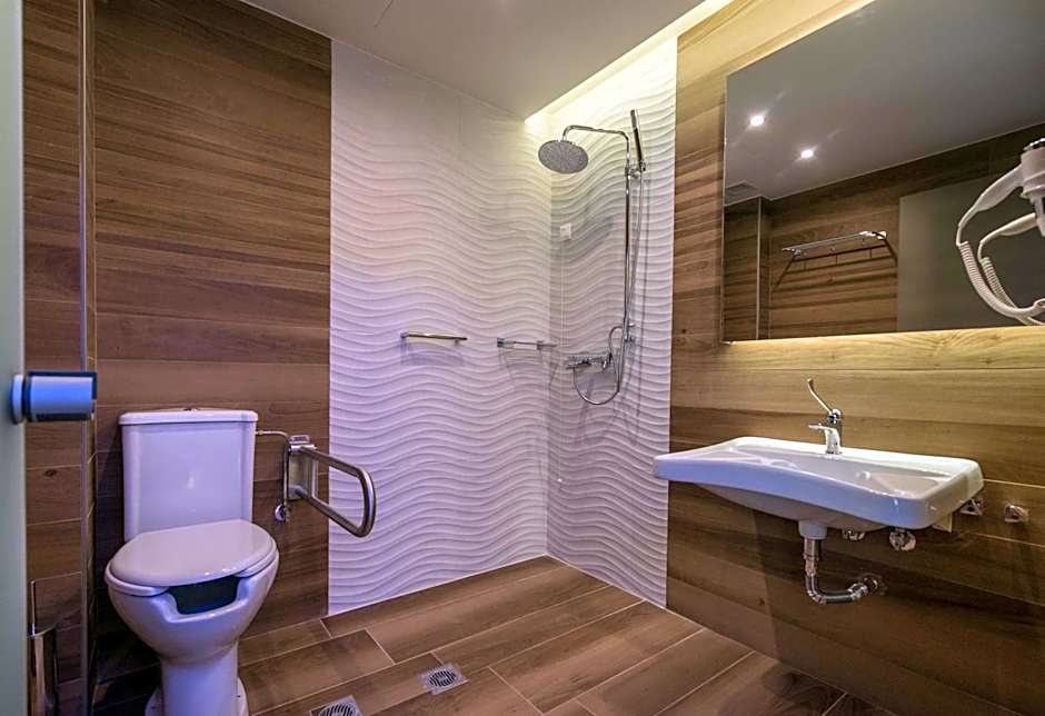 Porto Marine Hotel