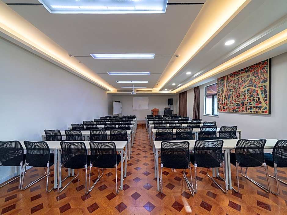 Hanting Express Wuhan Xudong Street – Wuhan, 