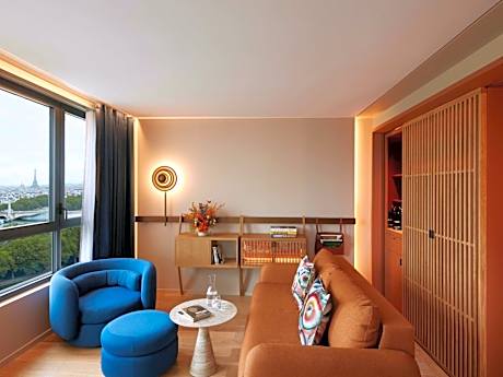 L'Atelier Seine Corner Suite -  River Seine and Eiffel Tower view