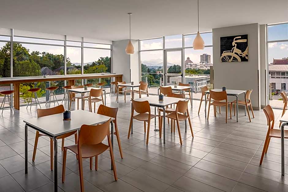 Element Asheville Downtown