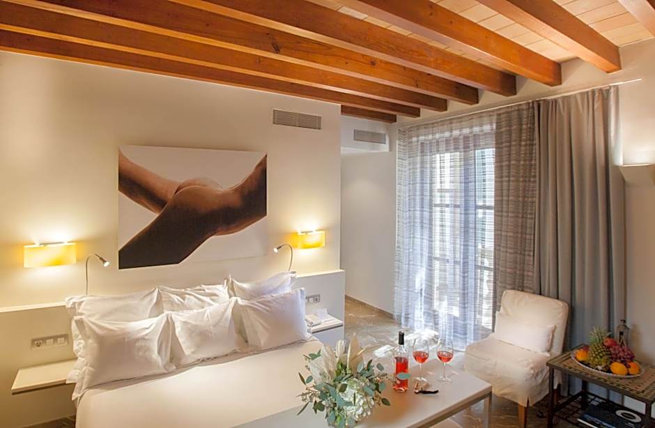 Petit Palace Hotel Tres